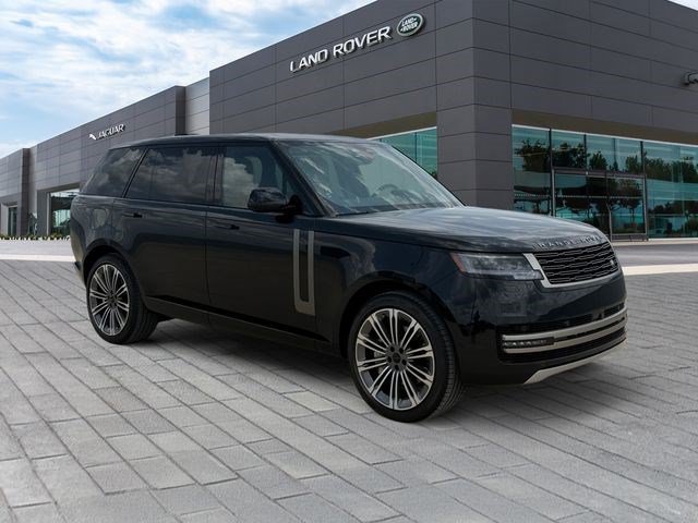 New 2026 Land Rover Range Rover Long Wheelbase SE AWD/4WD image 7