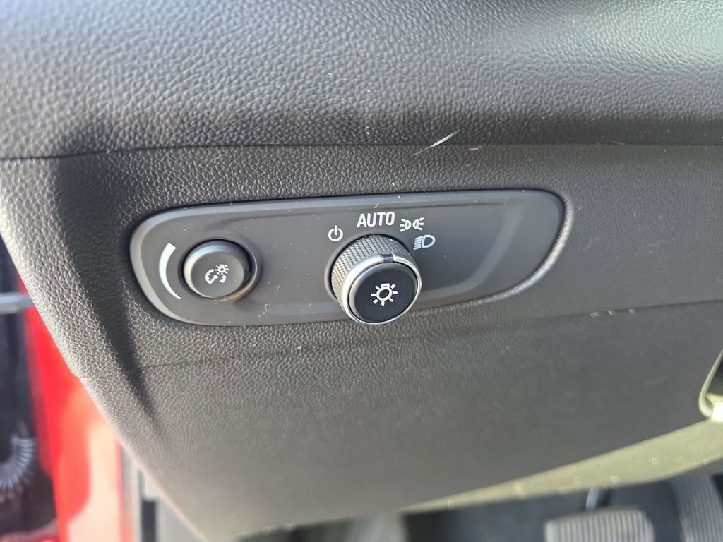 Used 2023 Buick Envision Preferred FWD image 26