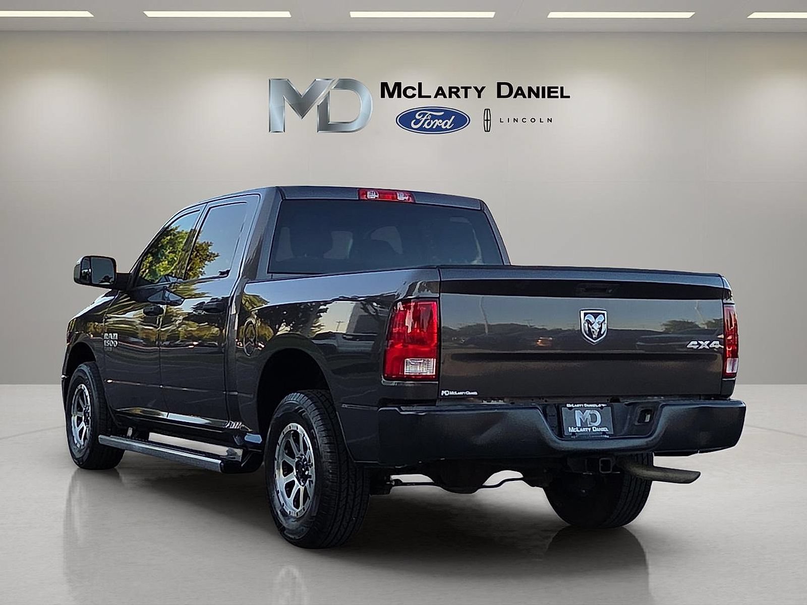 Used 2020 RAM 1500 Tradesman w/ Electronics Group AWD/4WD image 4