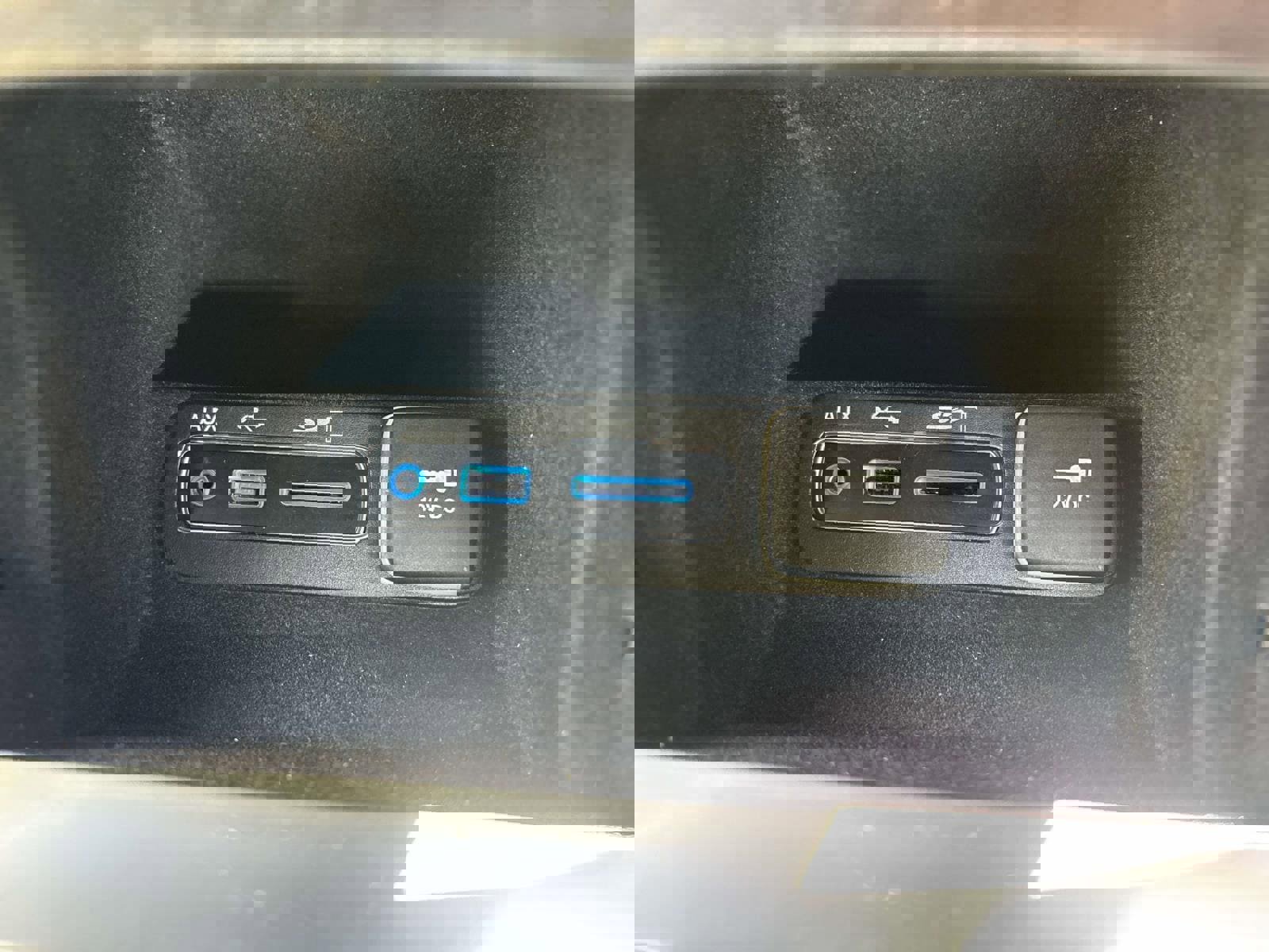 Certified 2017 Jeep Grand Cherokee Altitude image 22