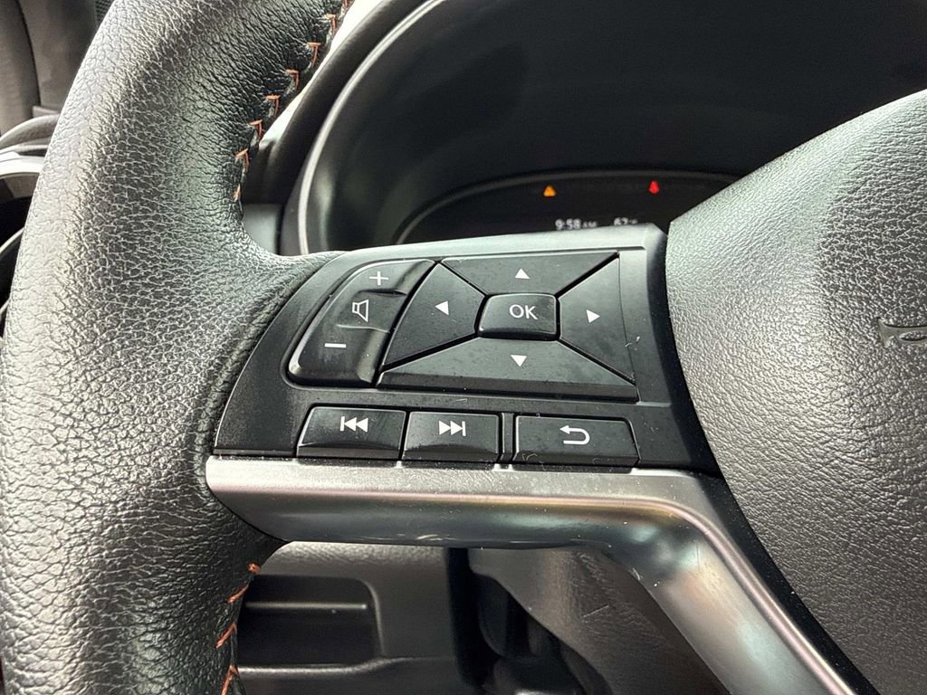 Used 2024 Nissan Kicks SR image 31