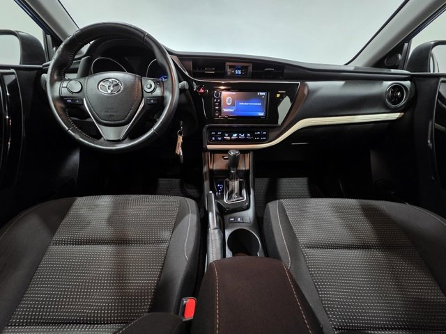 Used 2017 Toyota Corolla iM image 14
