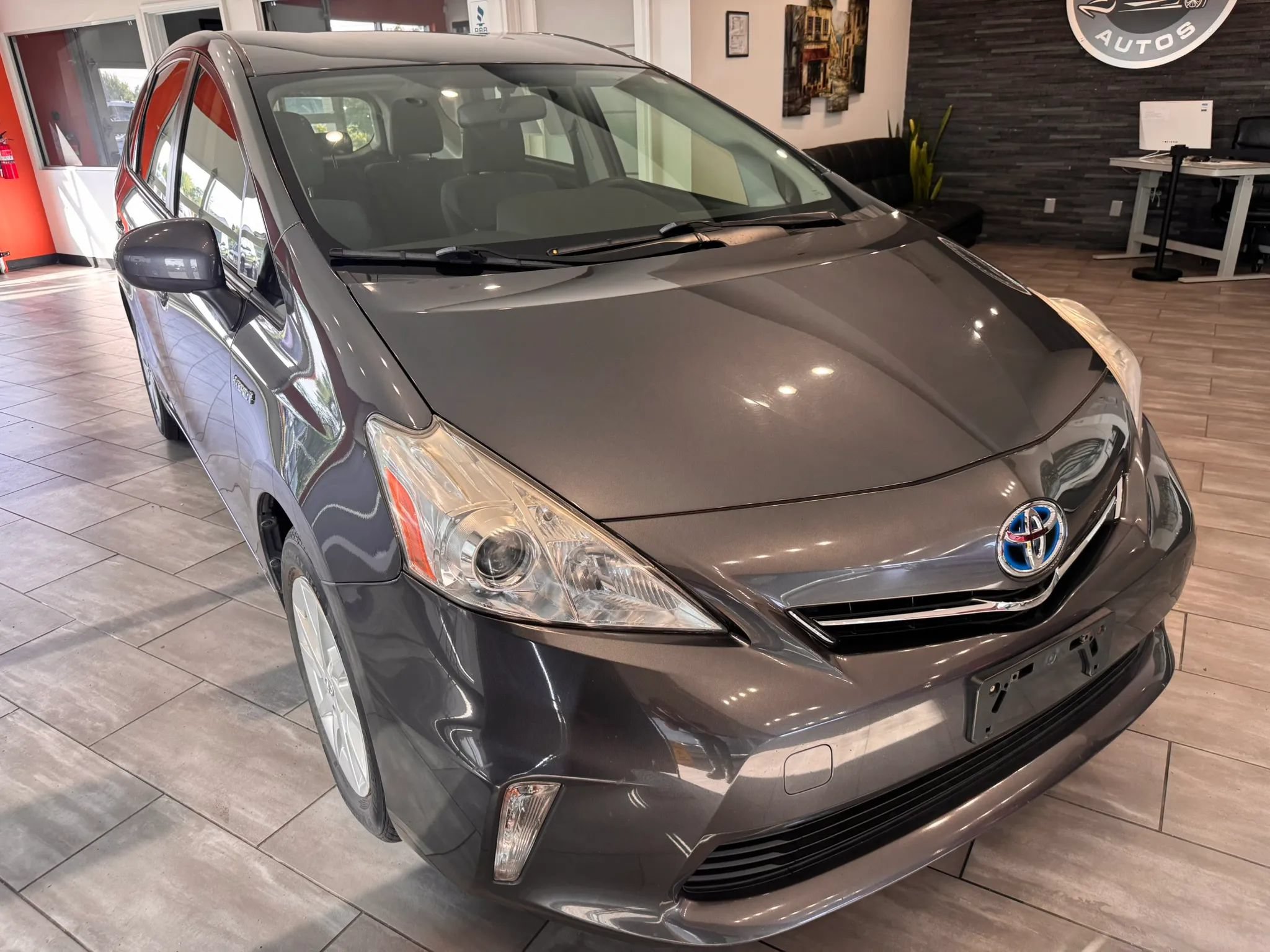 Used 2012 Toyota Prius V Three FWD image 2