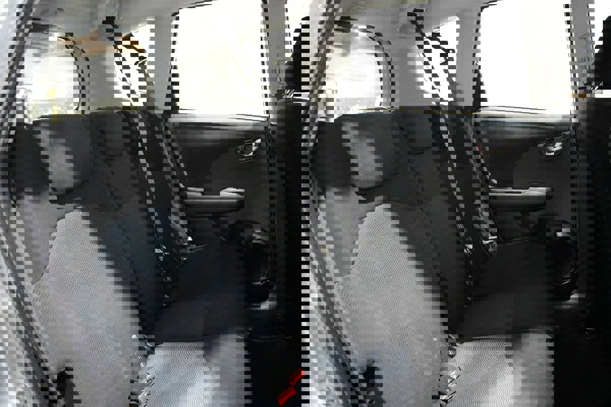 Used 2010 Honda Fit Sport image 22