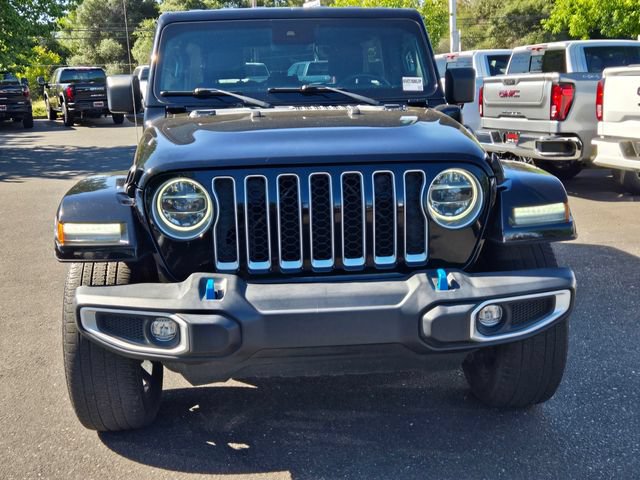 Used 2022 Jeep Wrangler Unlimited Sahara w/ Cold Weather Group AWD/4WD image 2