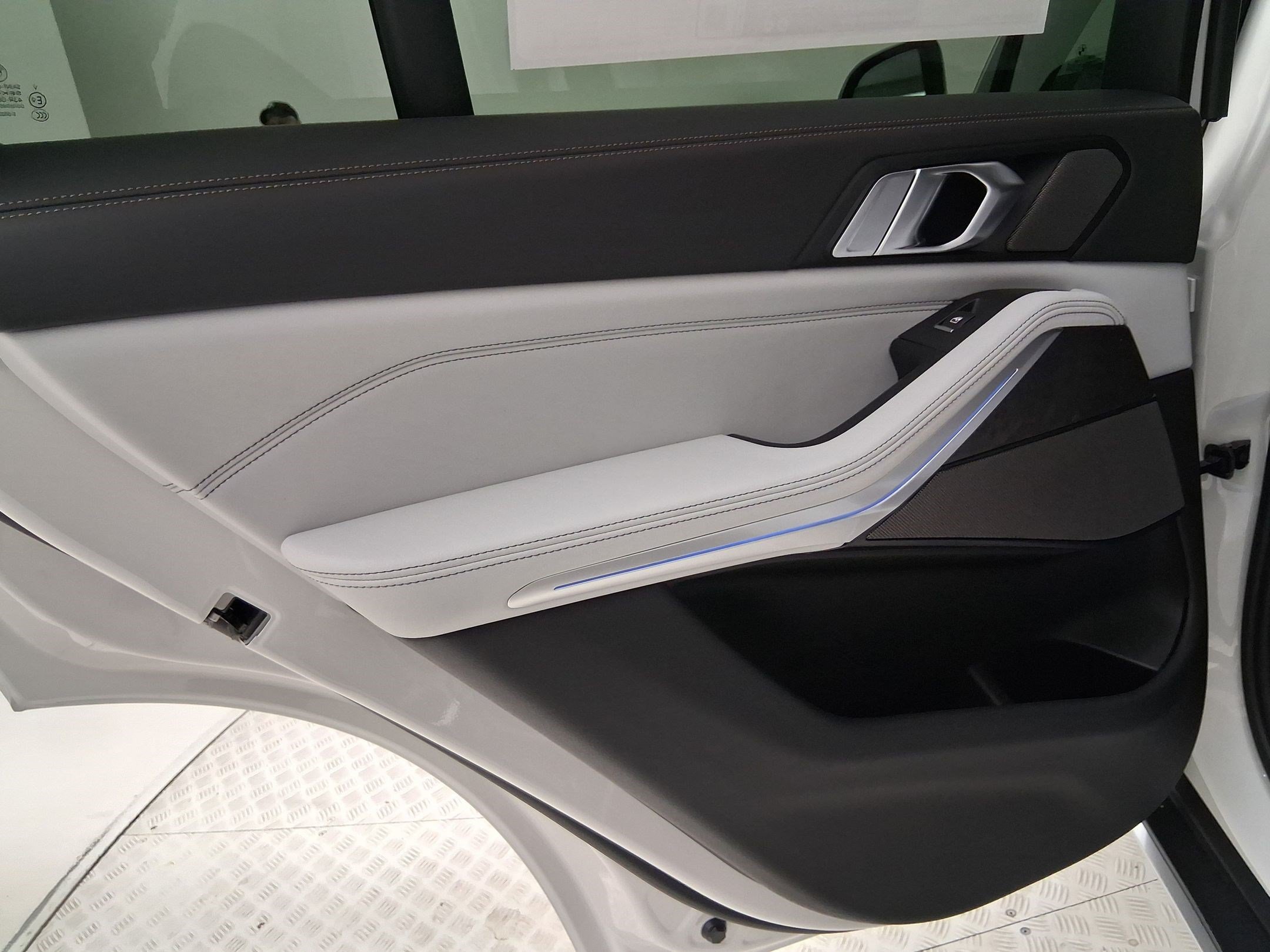 New 2026 BMW X5 xDrive50e AWD/4WD image 19