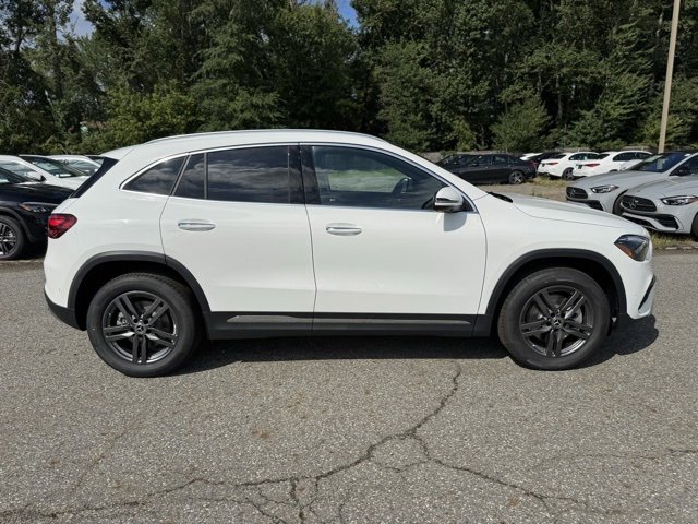 New 2026 Mercedes-Benz GLA 250 4MATIC image 2