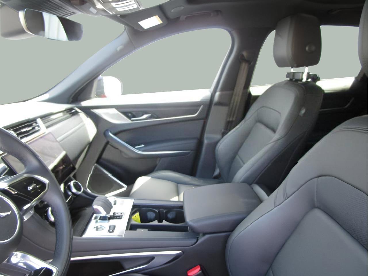 Used 2022 Jaguar F-PACE S AWD/4WD image 10