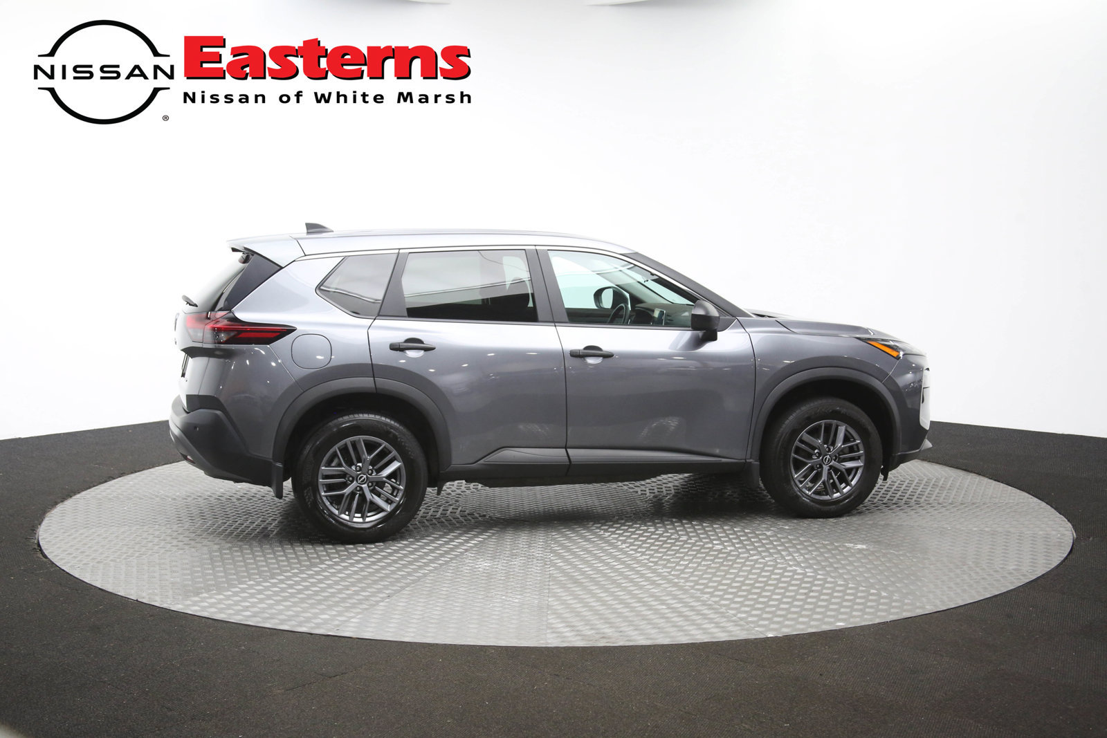 Used 2023 Nissan Rogue S AWD/4WD image 42