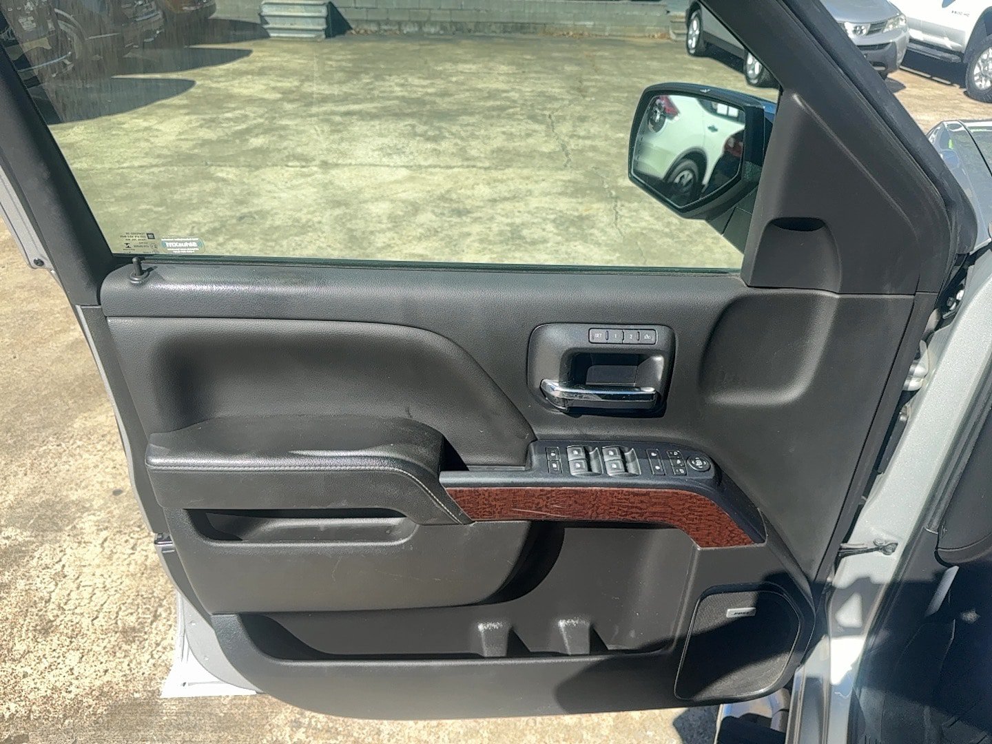 Used 2018 GMC Sierra 1500 SLT AWD/4WD image 11