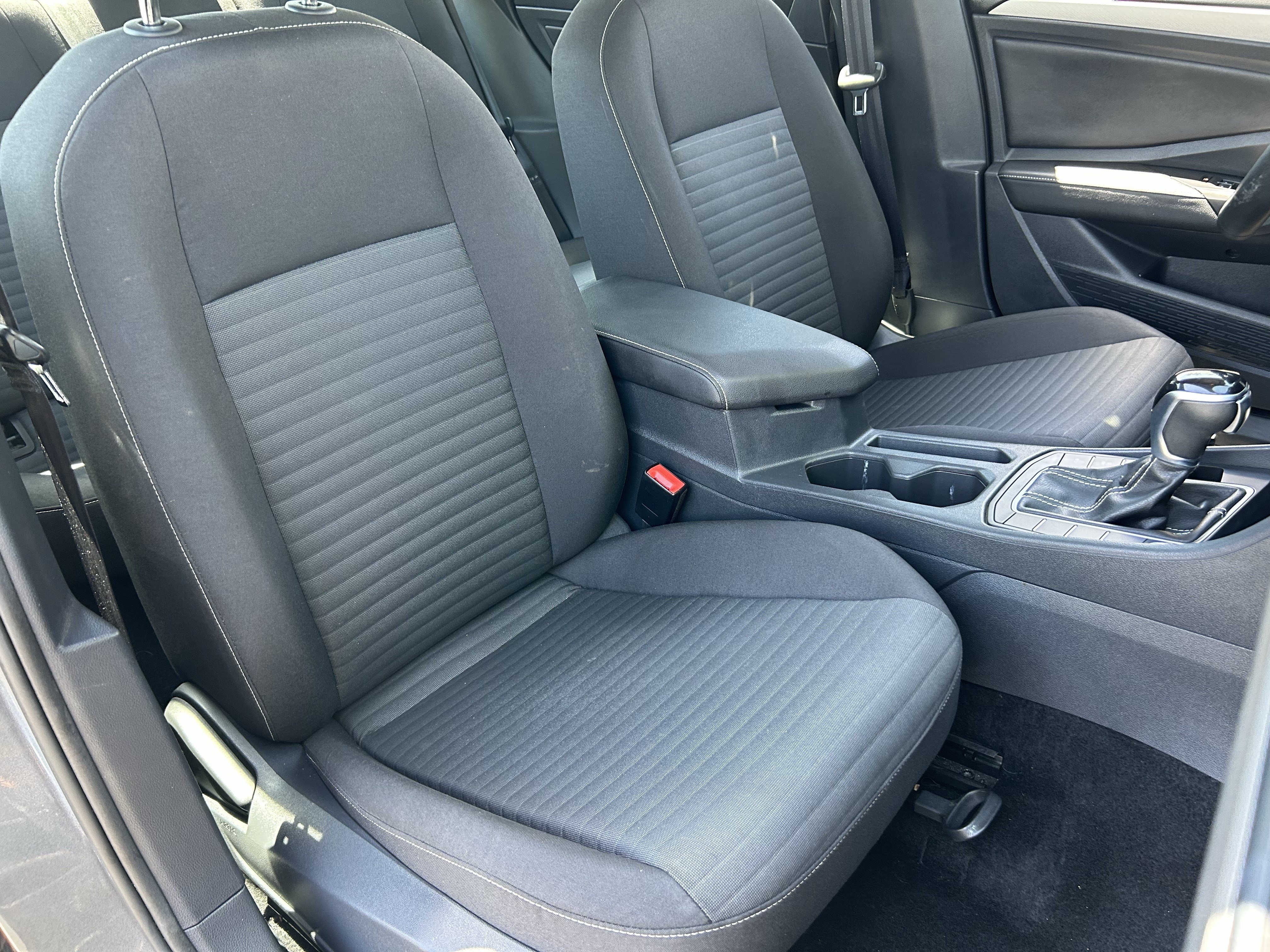 Used 2024 Volkswagen Jetta S FWD image 8