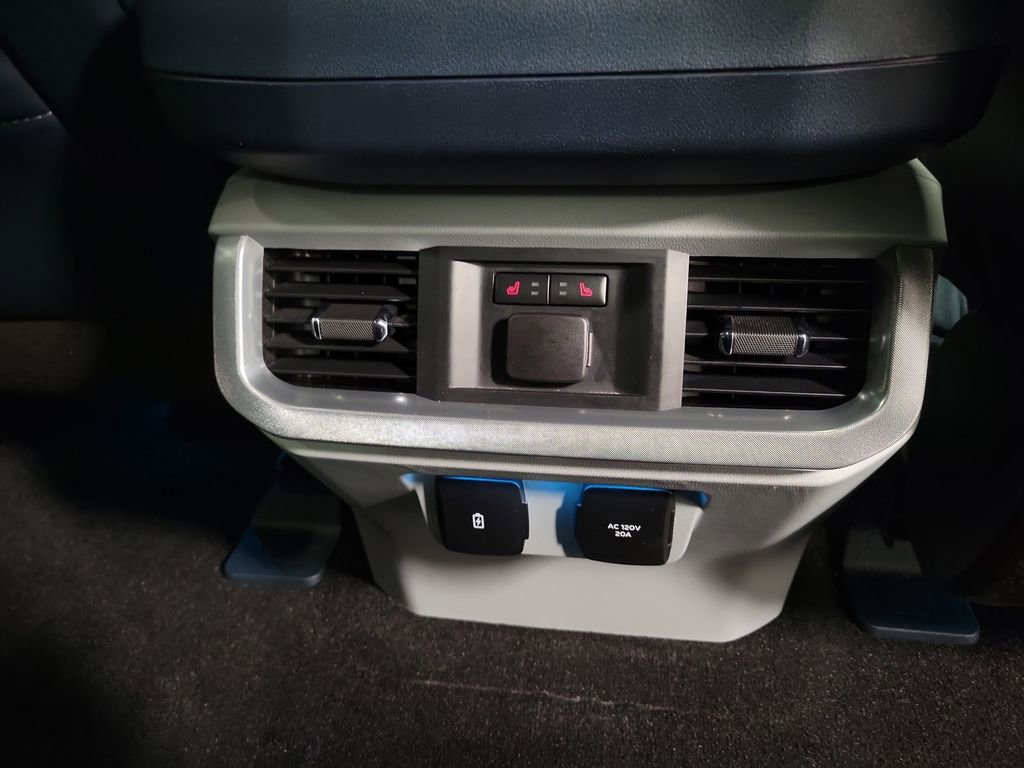 Used 2022 Ford F150 Limited image 28