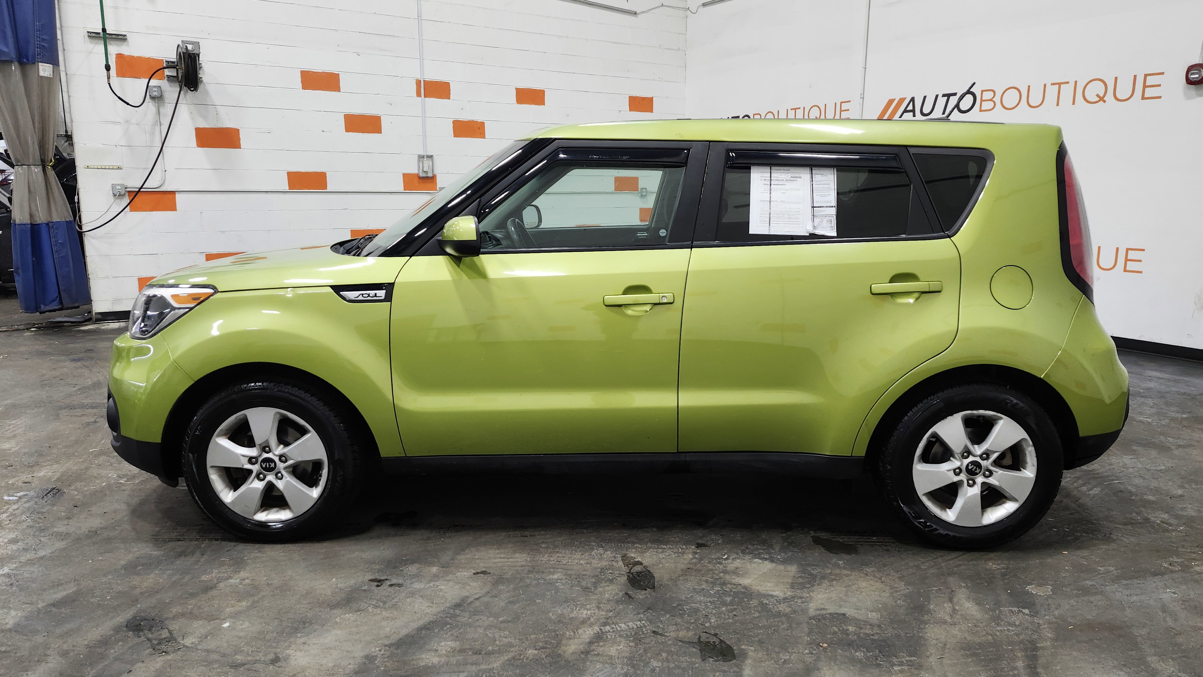 Used 2019 Kia Soul image 12