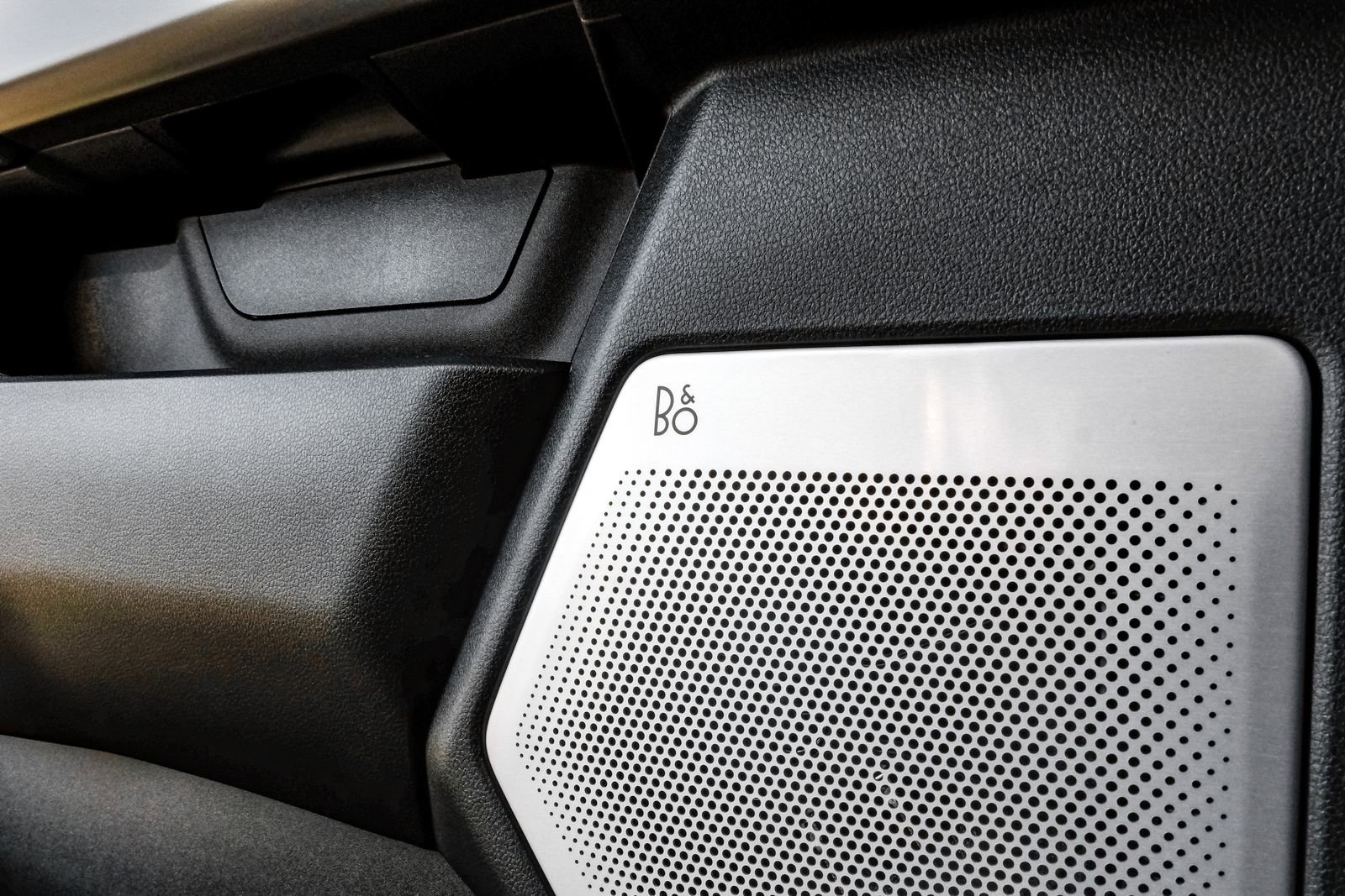 Used 2025 Ford F150 Lariat w/ Equipment Group 502A High image 50