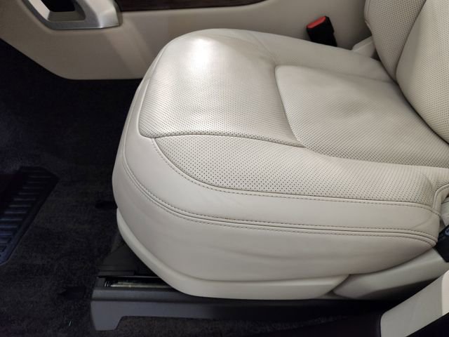 Used 2020 Land Rover Range Rover HSE image 25