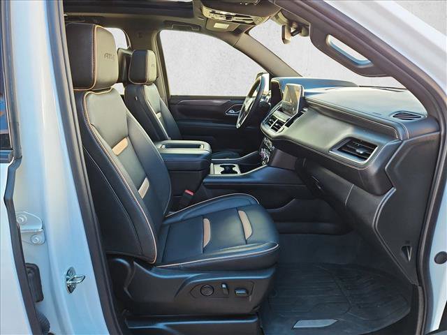 Used 2024 GMC Yukon XL AT4 w/ Technology Package image 26