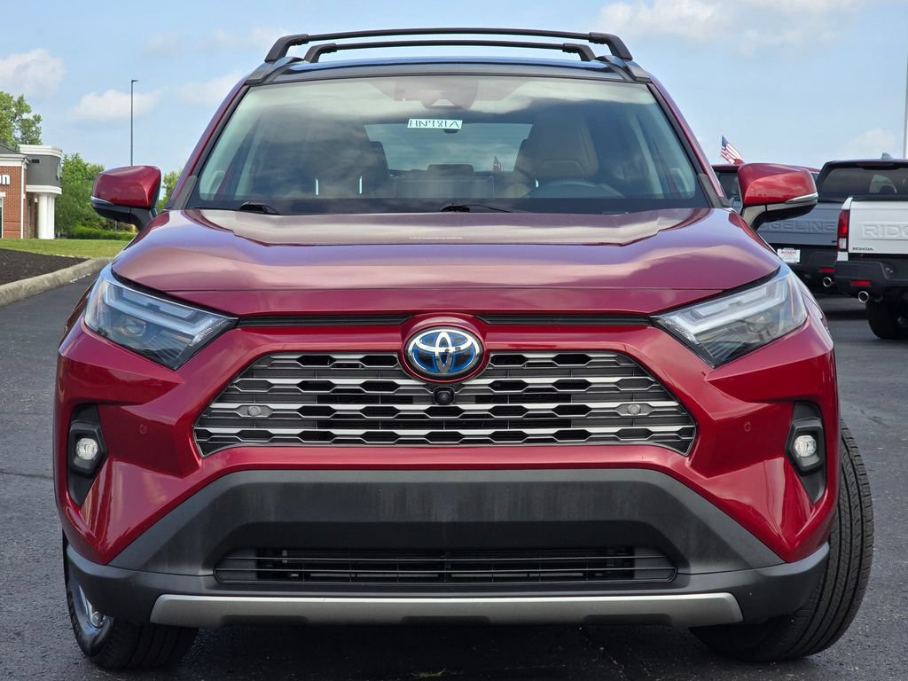 Used 2022 Toyota RAV4 Limited AWD/4WD video 3