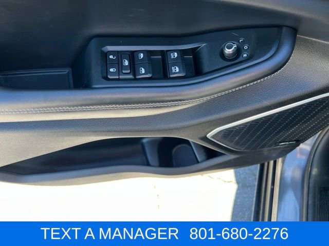 Used 2024 Jeep Grand Cherokee Limited 4xe w/ Trailer Tow Package AWD/4WD image 17