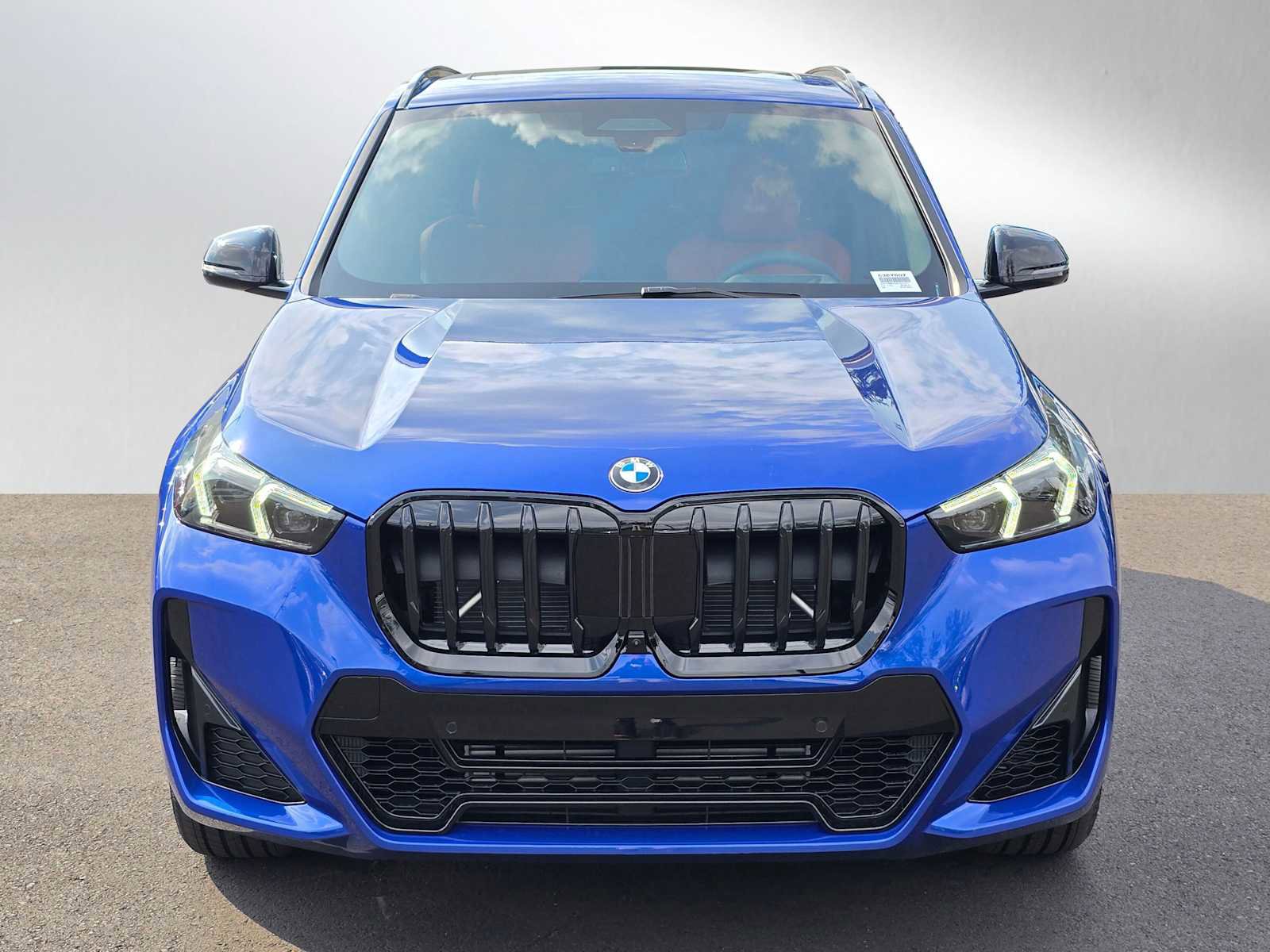 Used 2025 BMW X1 xDrive28i w/ Premium Package image 8