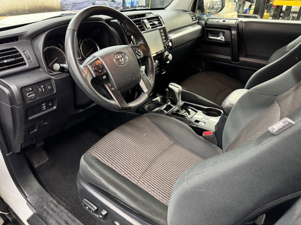 Used 2024 Toyota 4Runner TRD Off-Road image 11