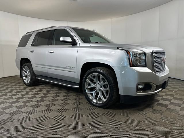 Used 2017 GMC Yukon Denali w/ Open Road Package image 2