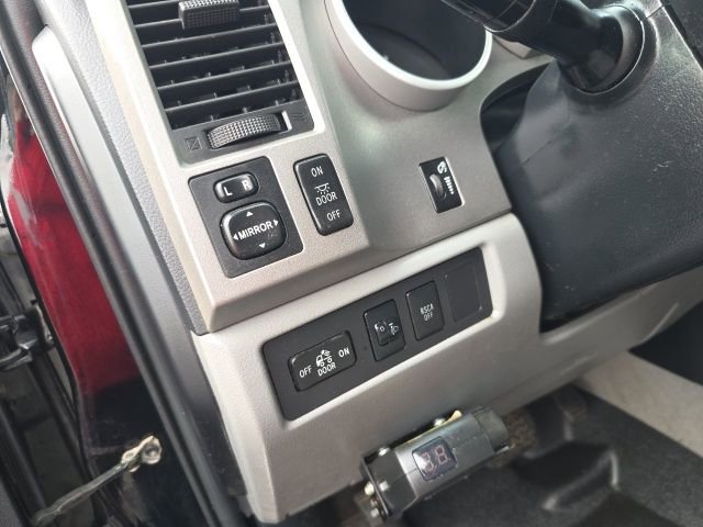 Used 2011 Toyota Tundra Grade w/ SR5 Pkg image 19