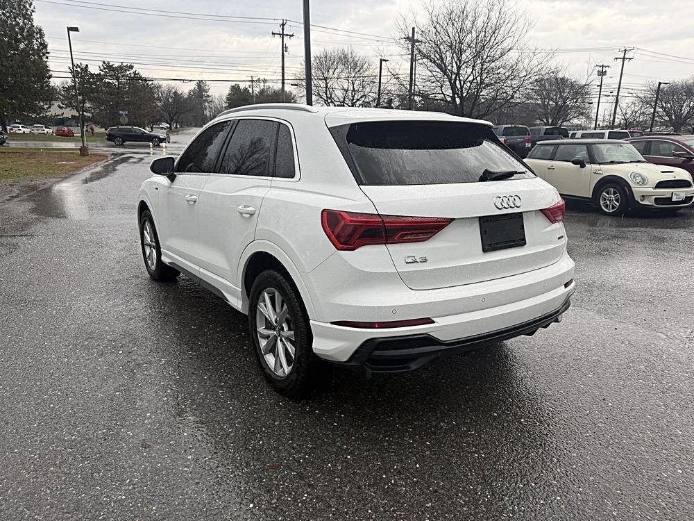 Used 2021 Audi Q3 2.0T Premium w/ Convenience Package image 3
