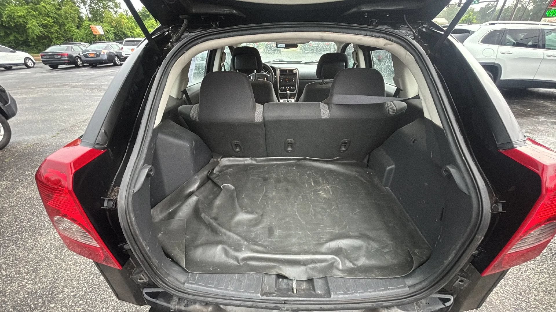 Used 2012 Dodge Caliber SXT FWD image 14