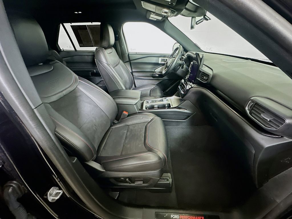 Used 2023 Ford Explorer ST w/ Equipment Group 401A image 12