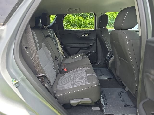 Certified 2025 Chevrolet Blazer LT FWD image 34