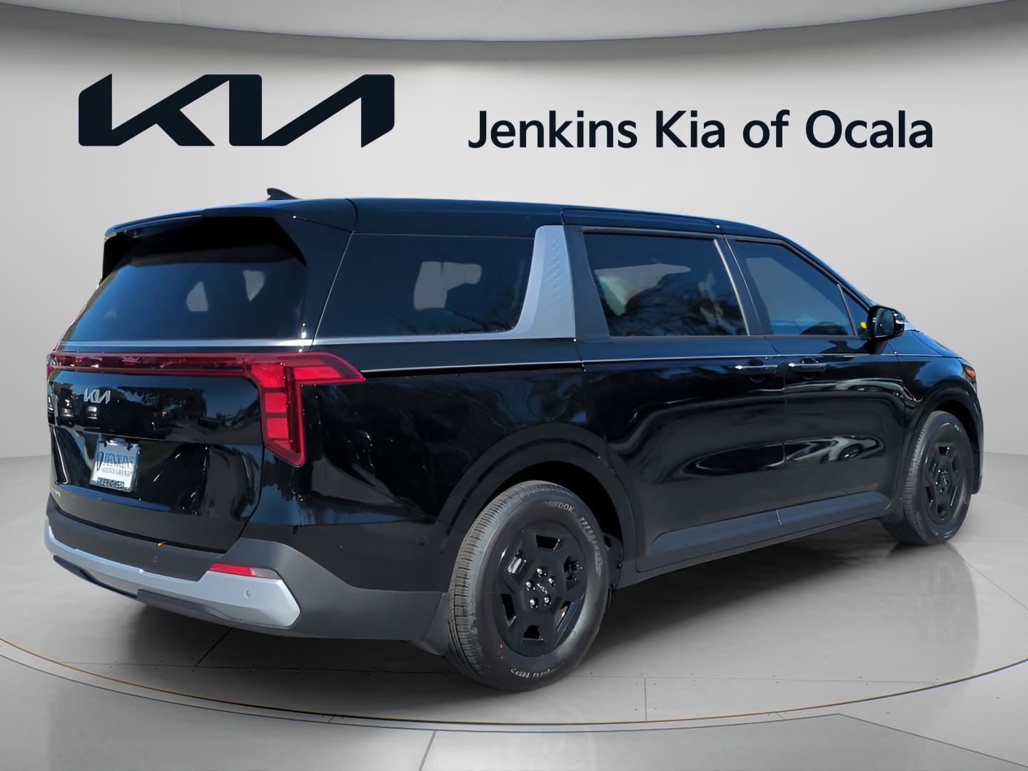 New 2026 Kia Carnival image 3