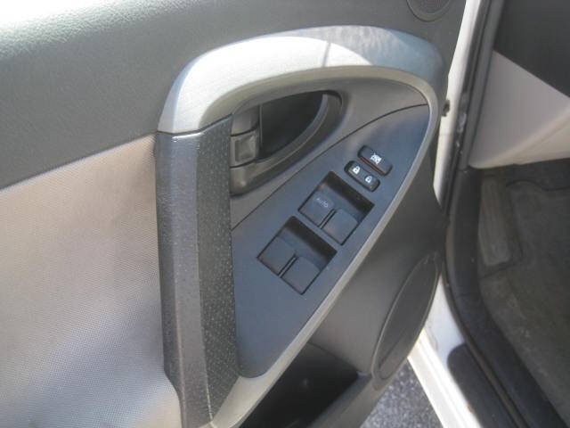 Used 2009 Toyota RAV4 2WD image 17