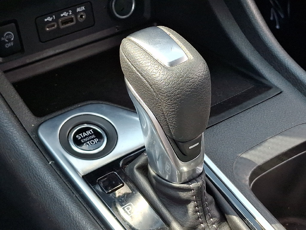 Used 2025 Nissan Sentra SV w/ All-Weather Package FWD image 14