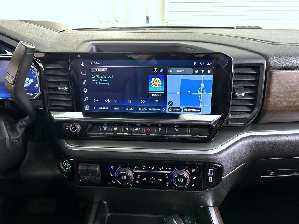 Used 2026 Chevrolet Silverado 3500 High Country w/ Technology Package AWD/4WD image 12