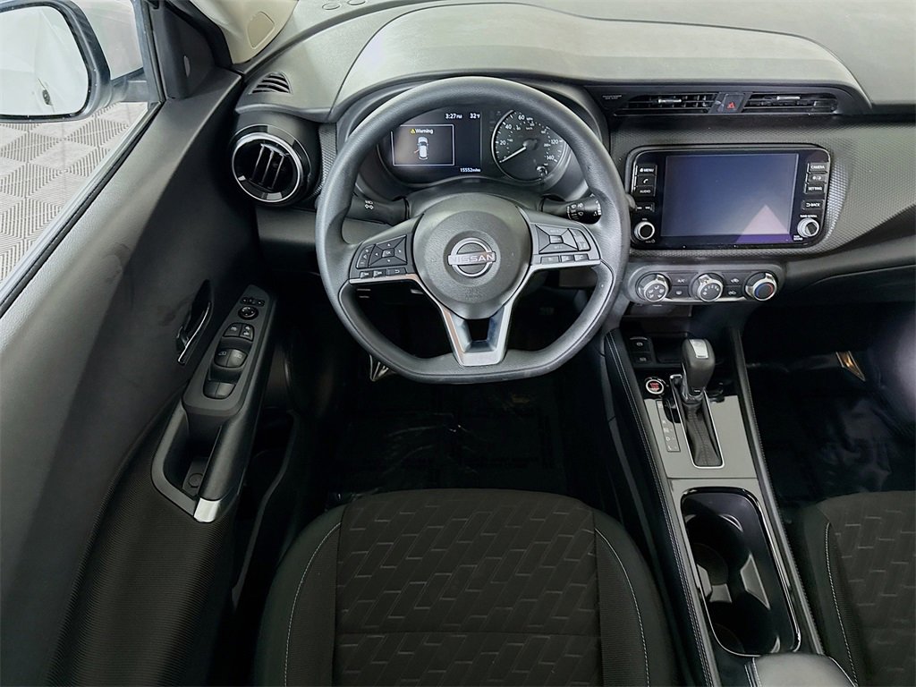 Certified 2024 Nissan Kicks SV image 4