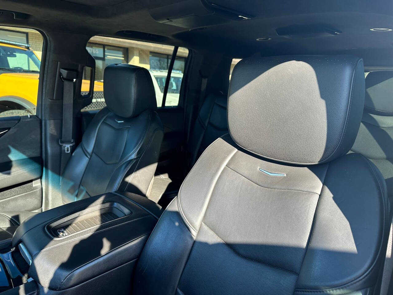 Used 2018 Cadillac Escalade ESV Platinum image 8