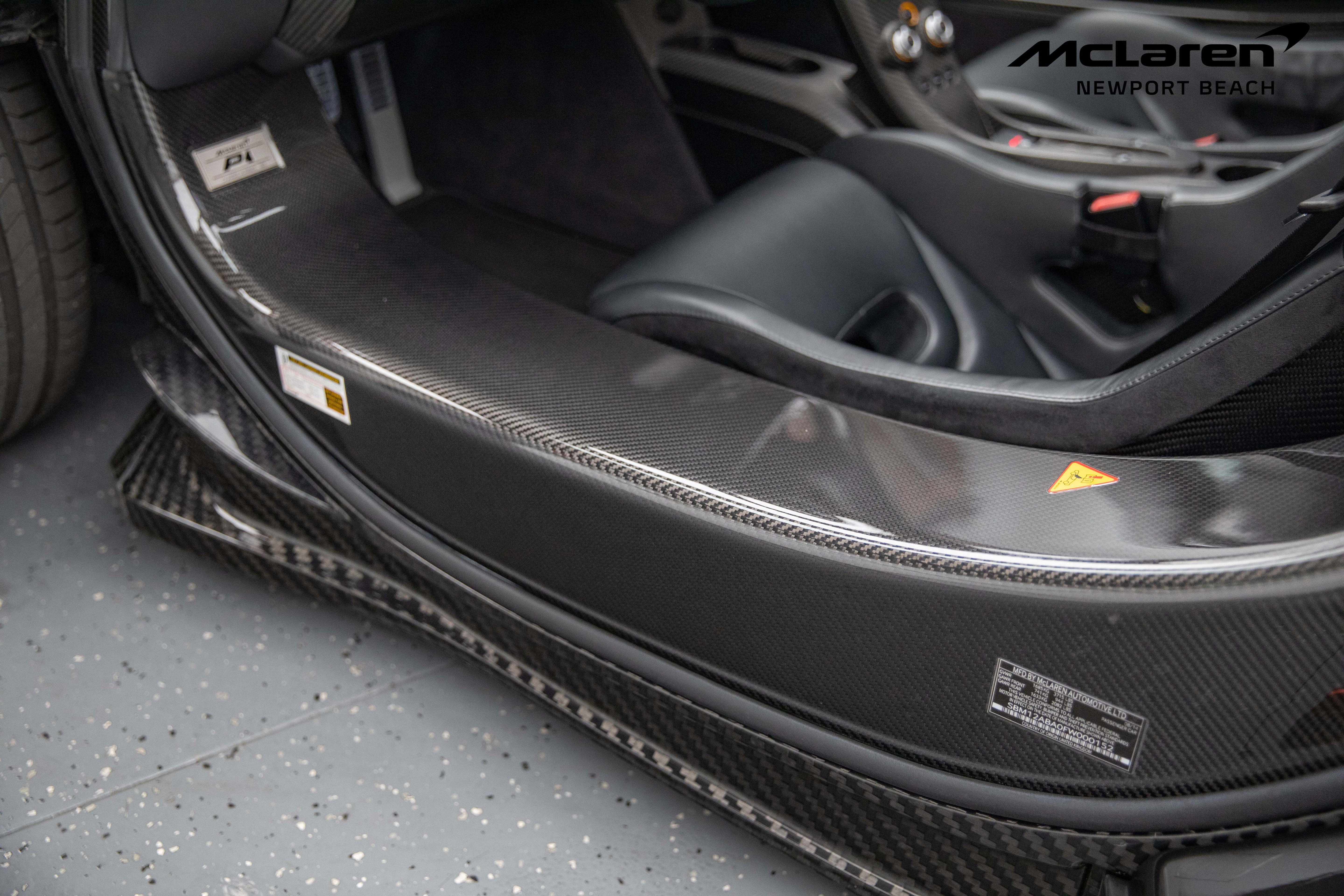 Used 2015 McLaren P1 RWD image 35