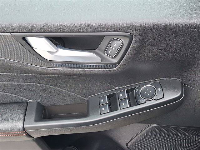 Certified 2024 Ford Escape ST-Line w/ Tech Pack #1 AWD/4WD image 10