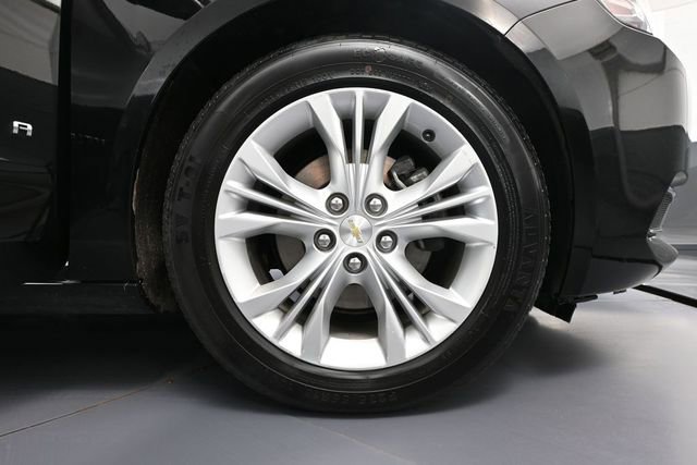 Used 2015 Chevrolet Impala LT w/ Convenience Package FWD image 16