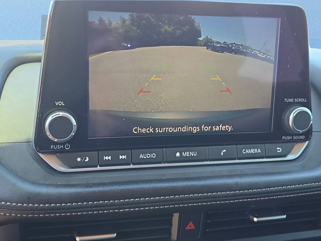 Used 2023 Nissan Rogue SV FWD image 26