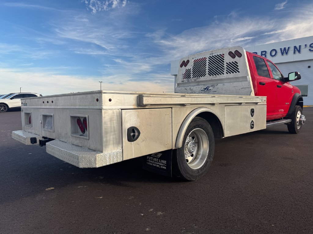 Used 2021 RAM 5500 Tradesman w/ Chrome Appearance Group AWD/4WD image 5