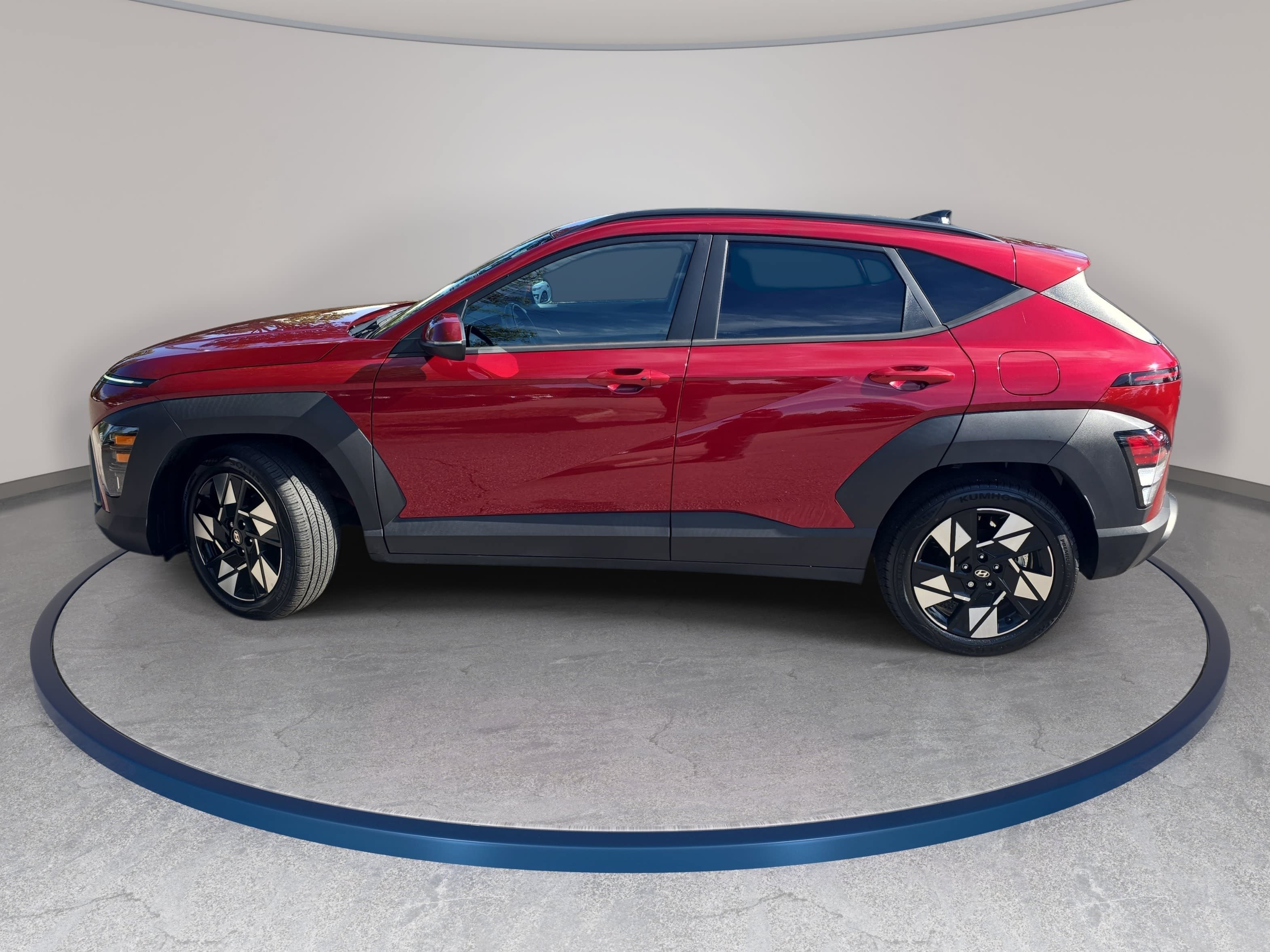 Used 2025 Hyundai Kona SEL FWD image 8
