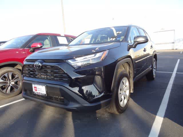 Certified 2025 Toyota RAV4 LE FWD image 1
