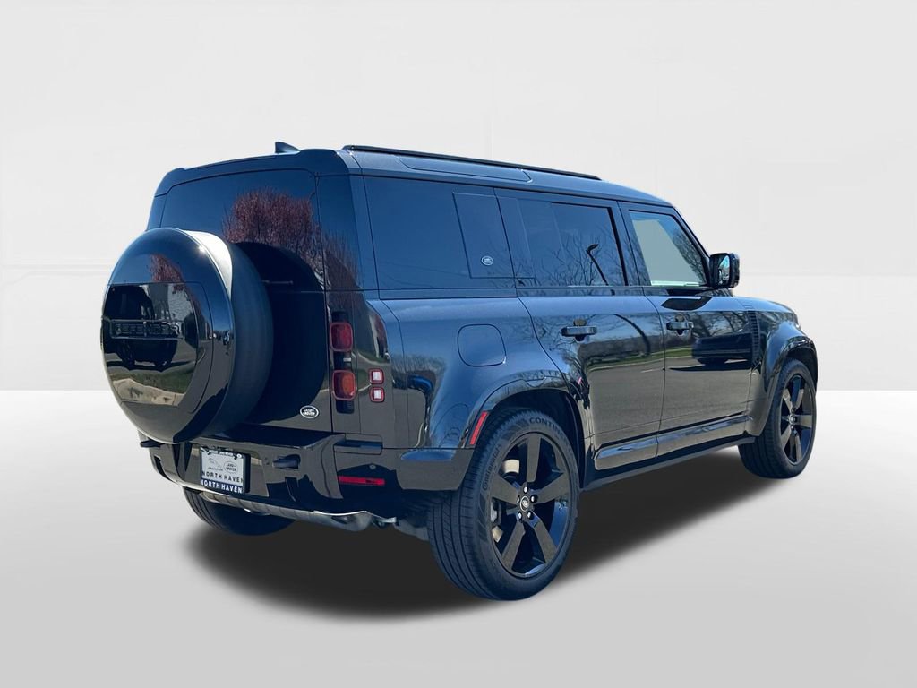 Certified 2023 Land Rover Defender 110 X-Dynamic SE image 4