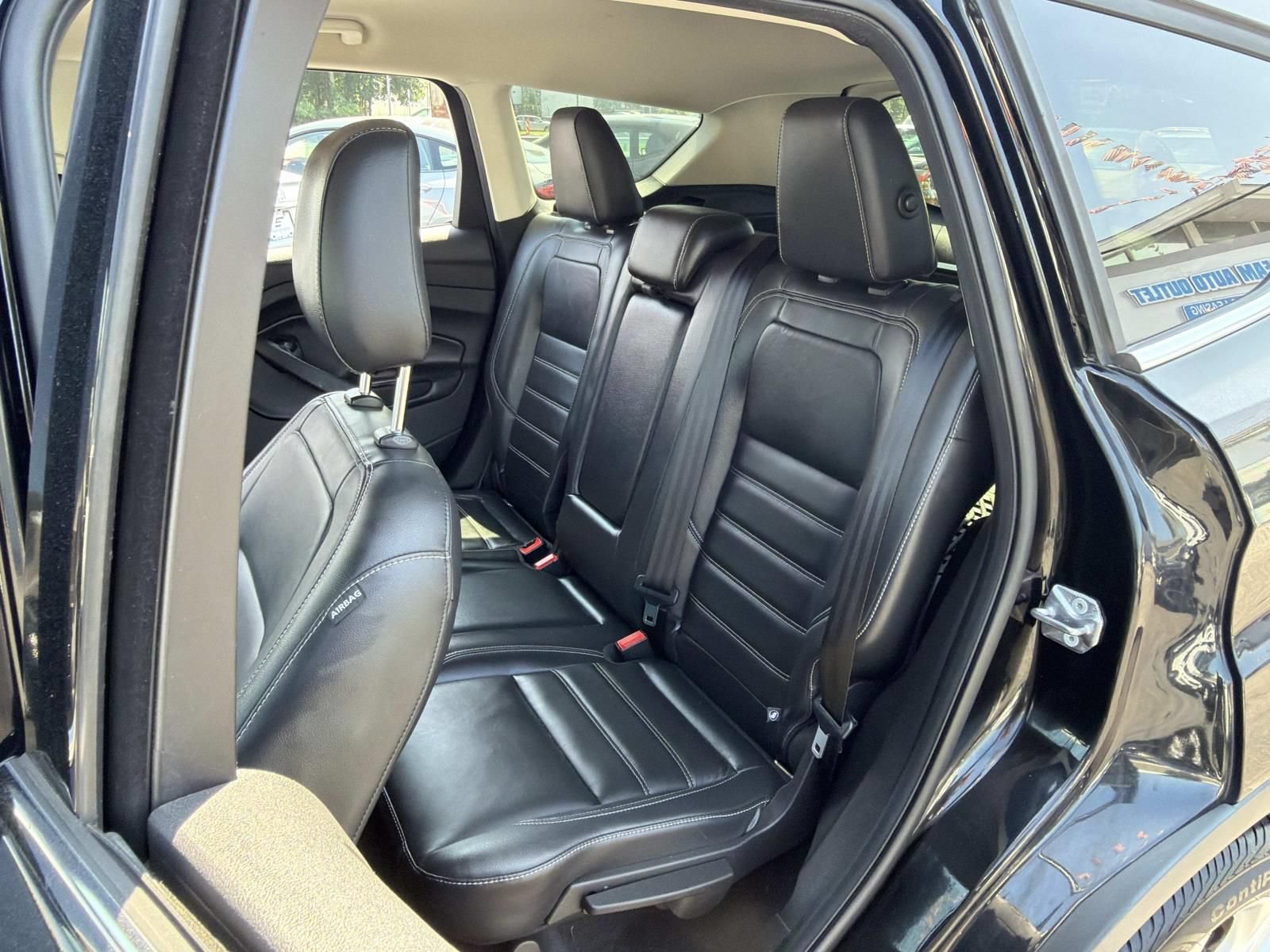 Used 2018 Ford Escape SEL AWD/4WD image 17