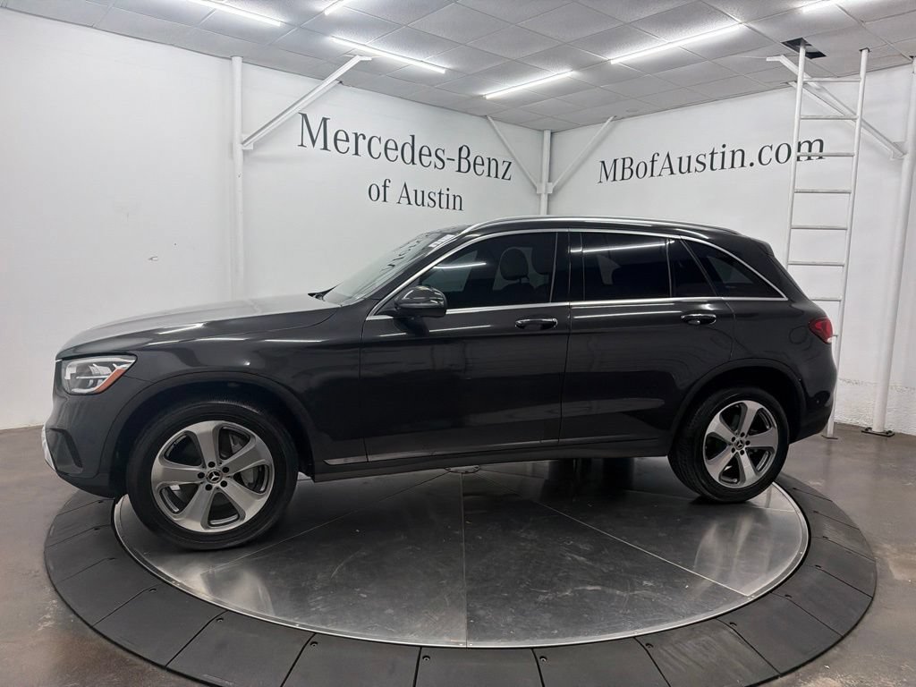 Used 2022 Mercedes-Benz GLC 300 image 4