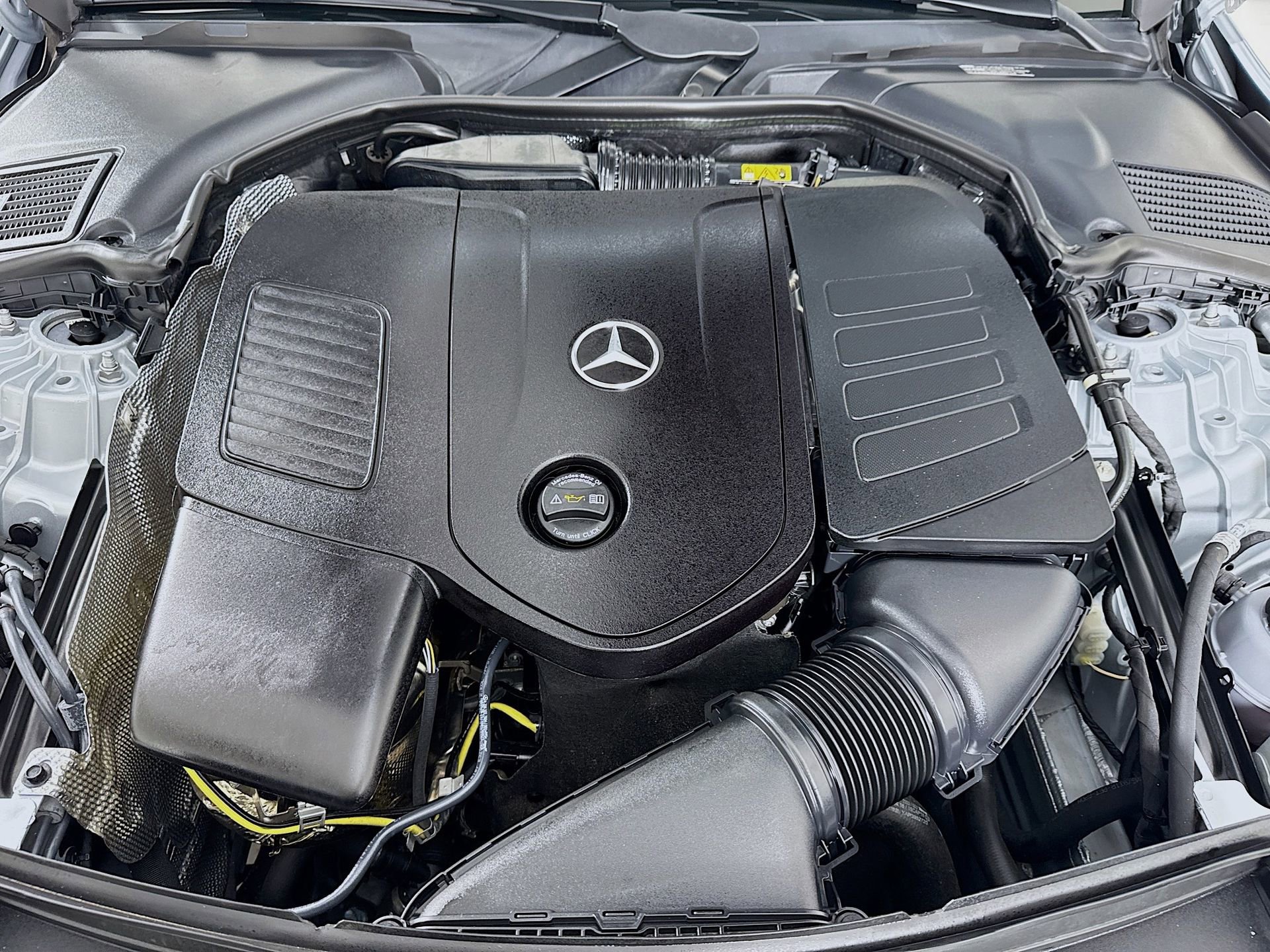 Used 2025 Mercedes-Benz C 300 Sedan image 31