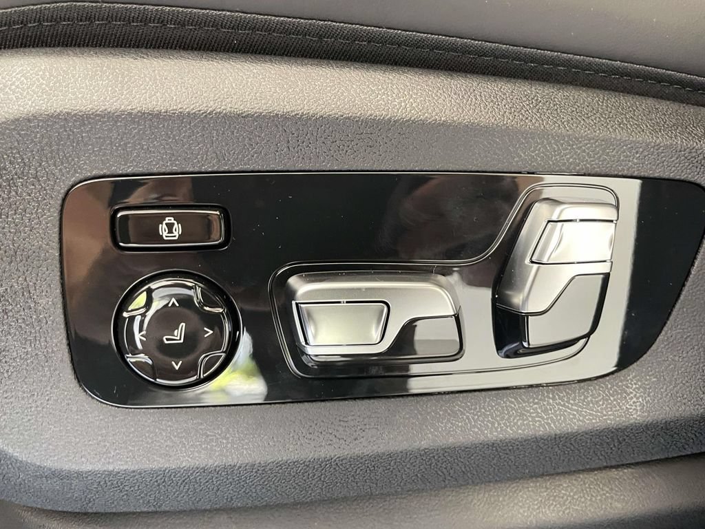 New 2027 BMW X7 M60i AWD/4WD image 14