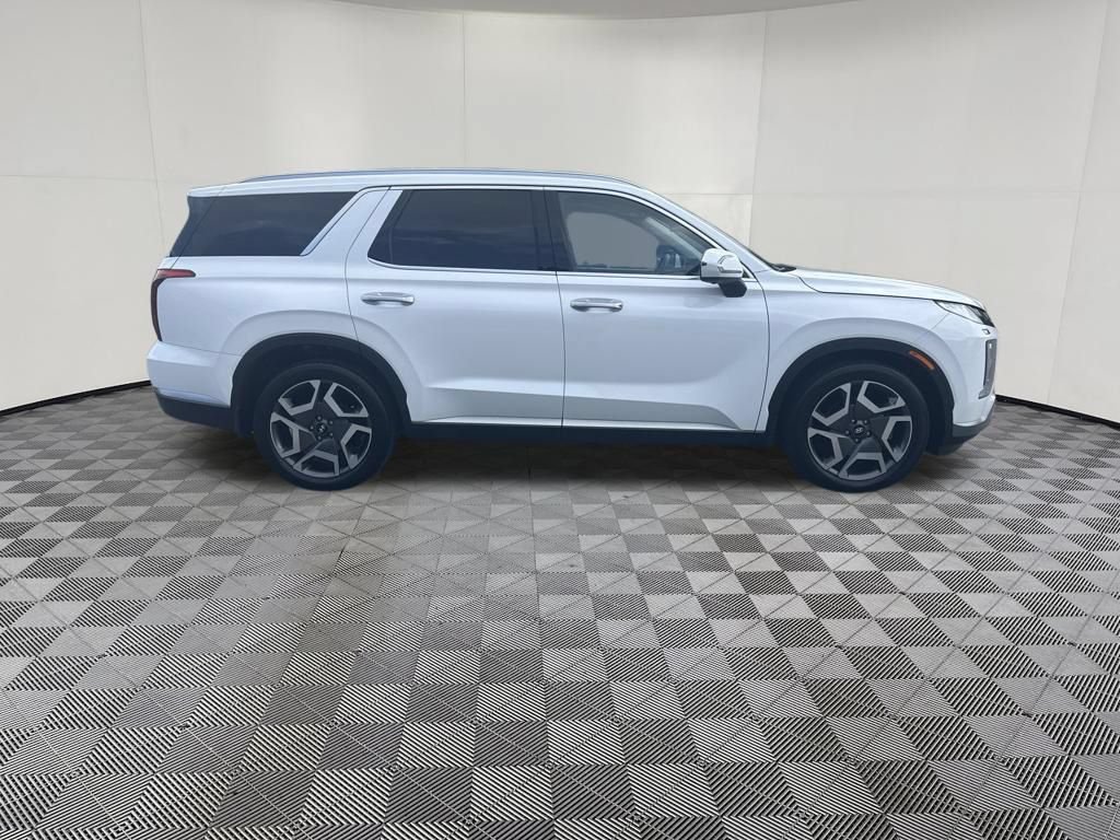Used 2024 Hyundai Palisade SEL w/ Premium Package AWD/4WD image 4