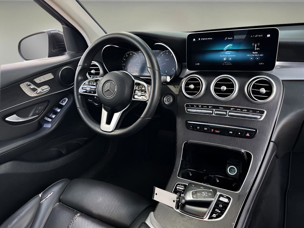 Used 2021 Mercedes-Benz GLC 300 w/ Premium Package image 9